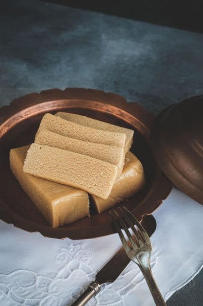 Bademli Yaz Helvası