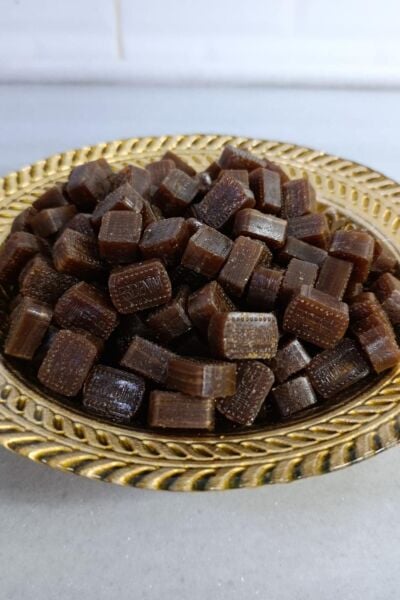 Sütlü Akide Şekeri (Kaynana Şekeri)